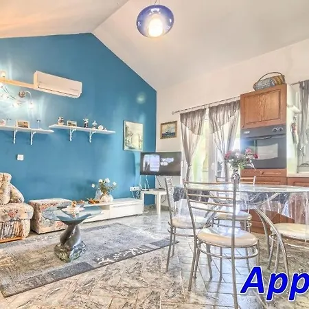 In With Sea View, Terrace, Air Conditioning, Wi-fi *